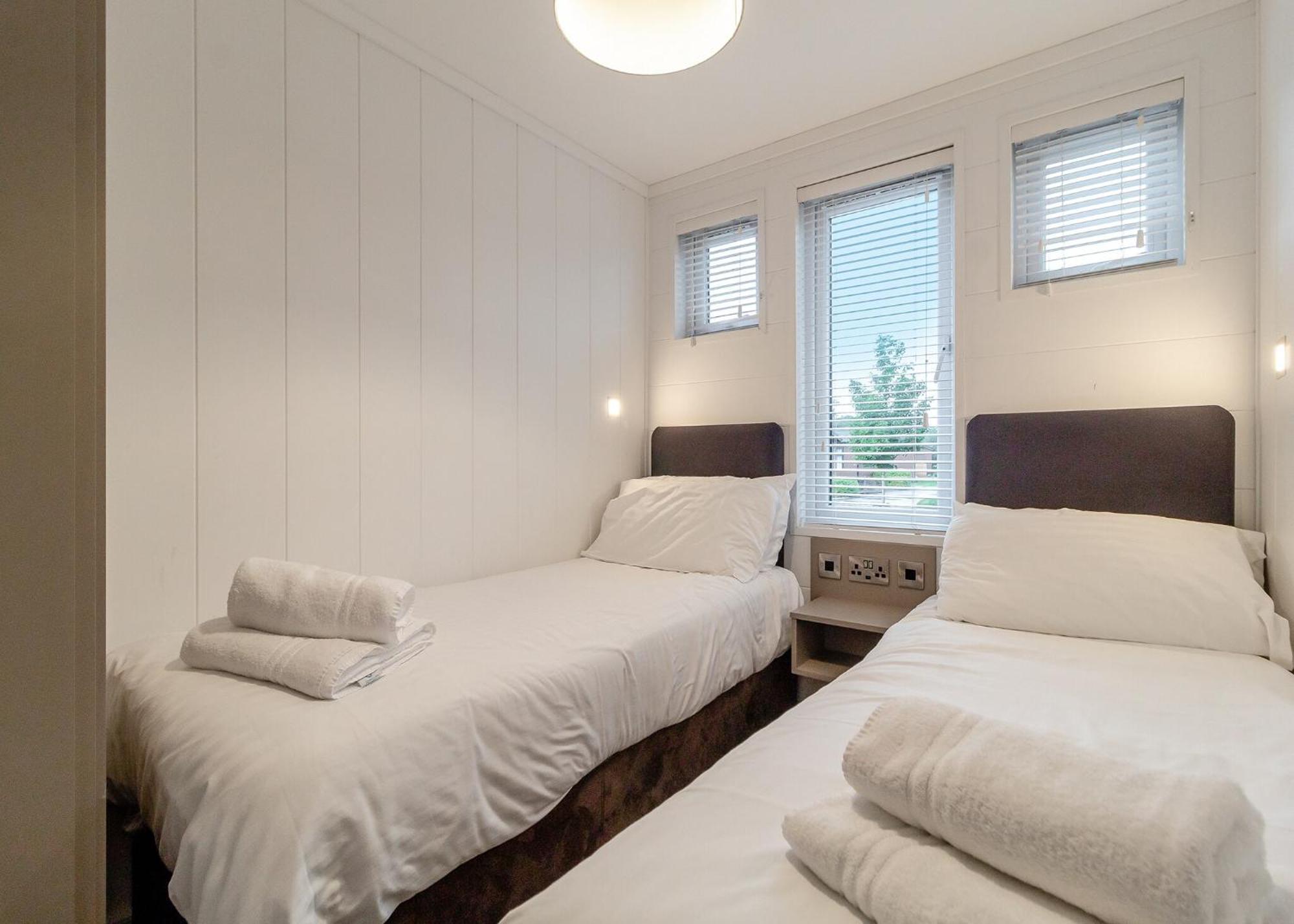 Norfolk Woods Resort And Spa Narborough  Esterno foto