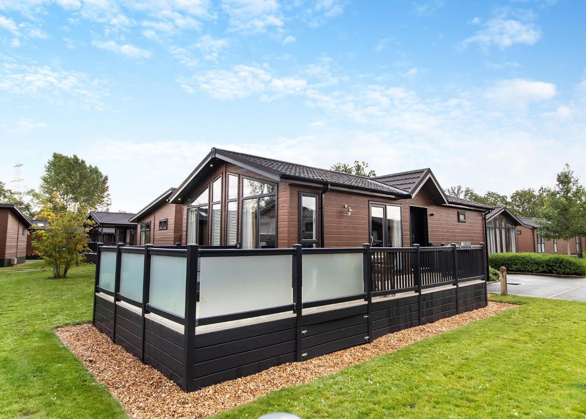Norfolk Woods Resort And Spa Narborough  Esterno foto
